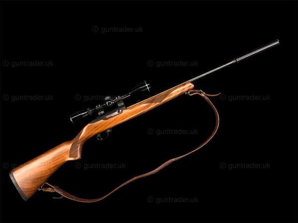 Ruger 10/22 Delux Walnut Blued | .22 LR | 24571899